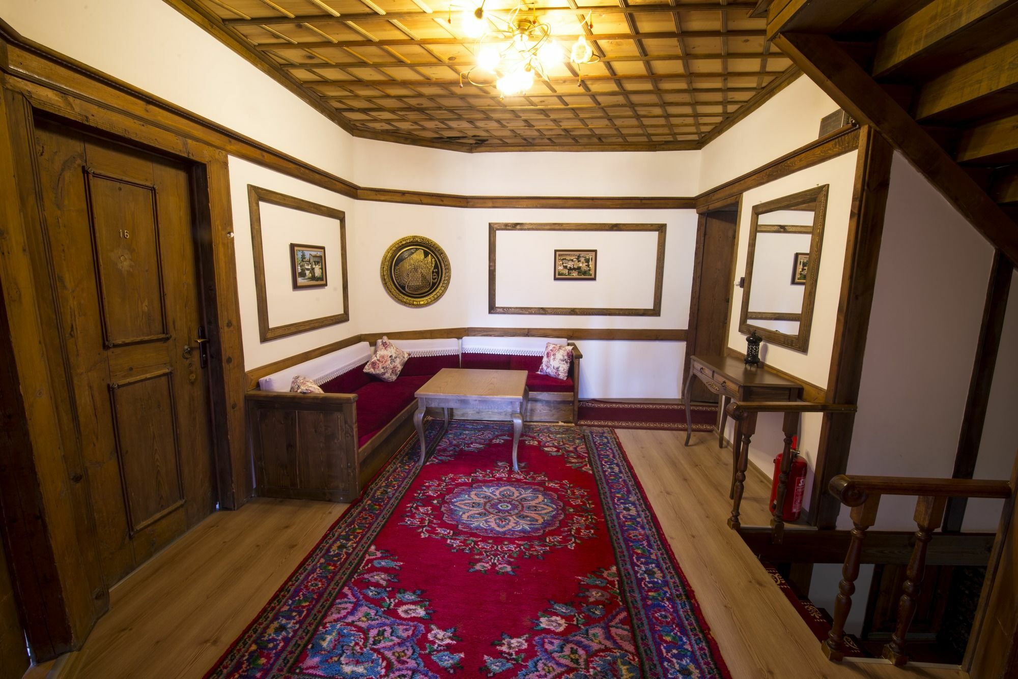 Yeni Konak Hotel Сафранболу Екстериор снимка